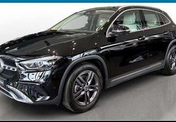 Mercedes-Benz GLA 180 5.045 km 33.540 &euro; Passau 94034