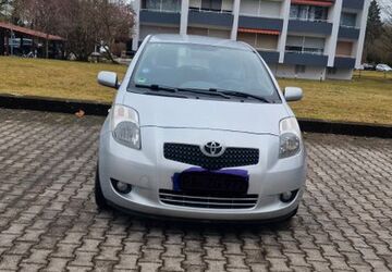 Toyota Yaris 151.720 km 3.500 &euro; Passau 94032