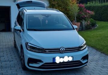 VW Touran 137.000 km 20.990 &euro; Wegscheid 94110