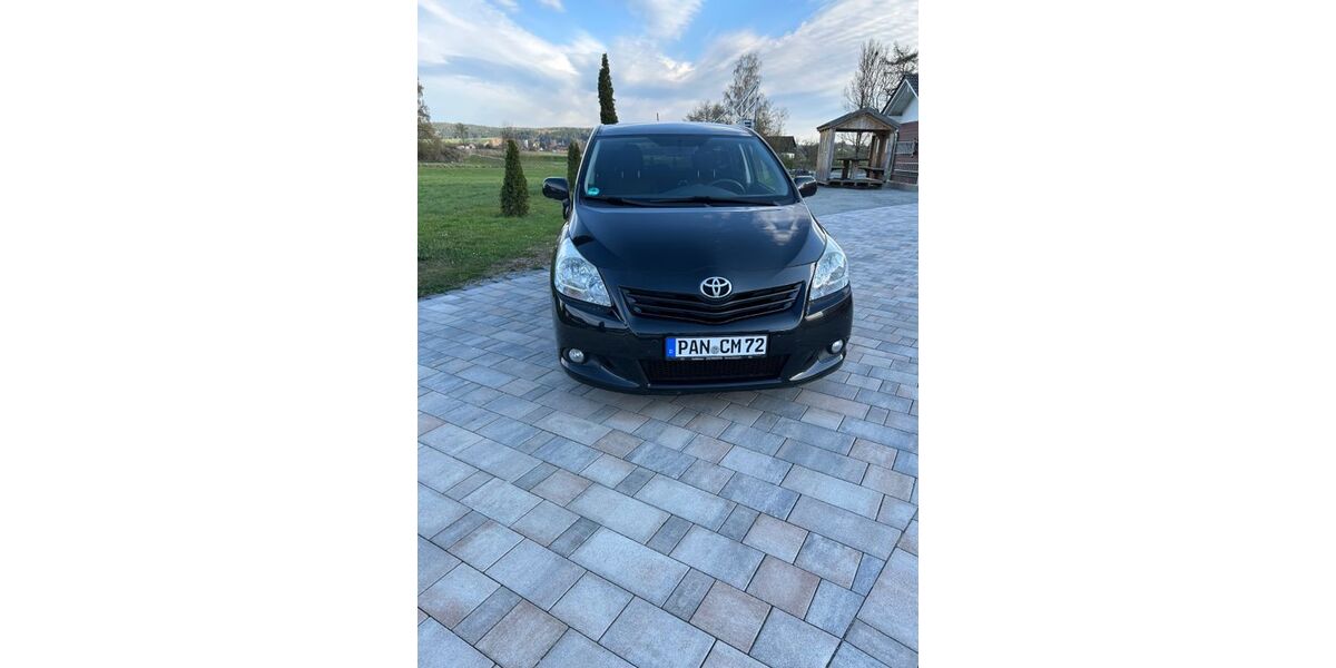 Toyota Verso 159.000 km 7.800 &euro; Bad Birnbach 84364