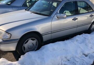 Mercedes-Benz C 250 268.824 km 2.990 &euro; Passau 94032