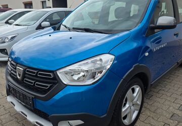 Dacia Lodgy 163.000 km 7.999 &euro; Vilshofen an der Donau 94474