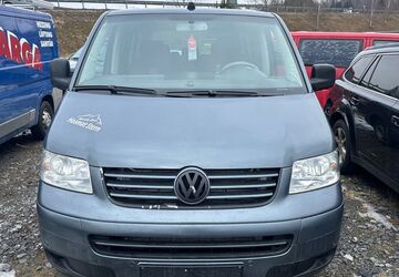 VW T5 Multivan 288.000 km 5.900 &euro; Salzweg 94121