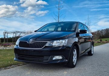 Skoda Fabia 129.500 km 7.690 &euro; Hofkirchen 94544