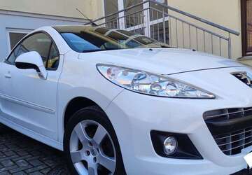 Peugeot 207 175.625 km 4.999 &euro; Passau 94032