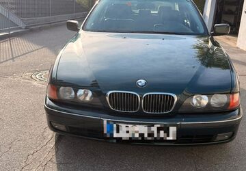 BMW 523 231.000 km 2.950 &euro; Passau 94034