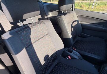 Mazda 323 104.000 km 999 &euro; Pocking-Hartkirchen 94060