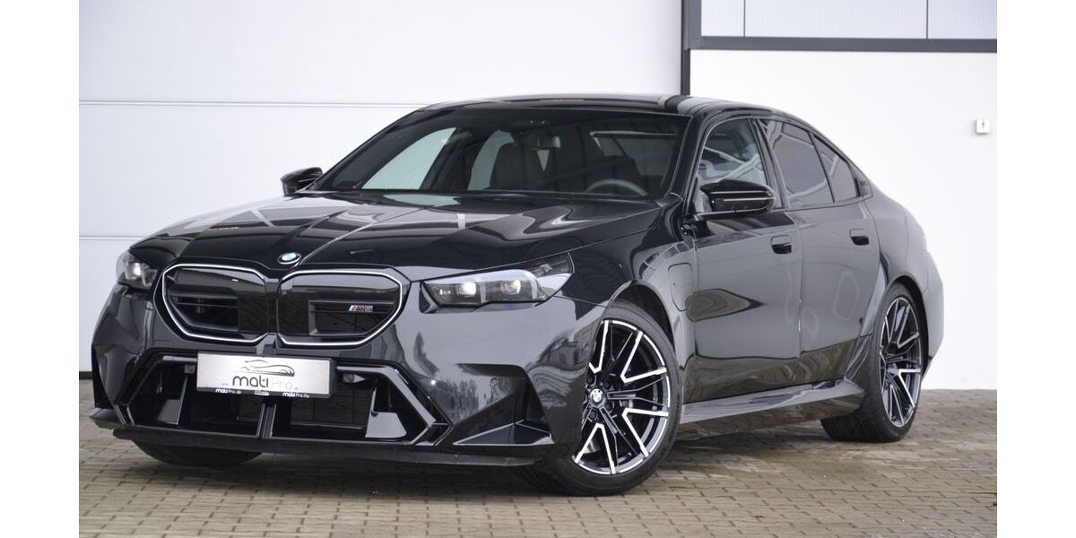BMW M5 5.900 km 119.990 &euro; Pocking 94060
