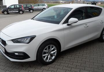 Seat Leon 69.906 km 18.700 &euro; Künzing 94550