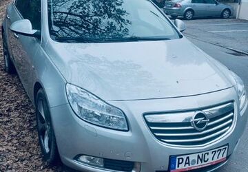 Opel Insignia 215.600 km 3.200 &euro; Vilshofen an der Donau 94474