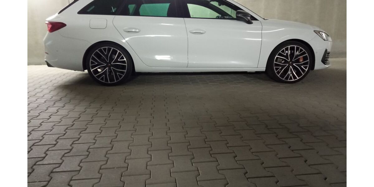 Cupra Leon 37.000 km 29.900 &euro; Neuhaus am Inn 94152