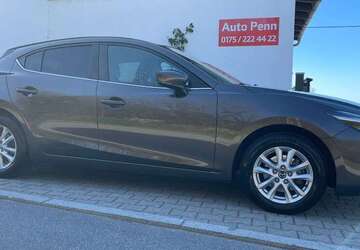 Mazda 3 90.628 km 12.490 &euro; Passau 94034