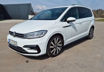 VW Touran 233.028 km 18.200 &euro; Neukirchen vorm Wald 94154