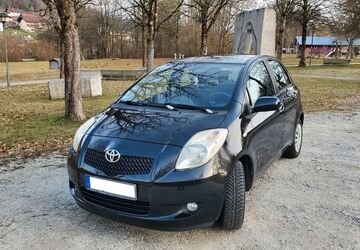 Toyota Yaris 144.000 km 2.990 &euro; Hauzenberg 94051
