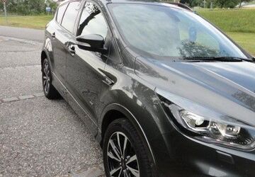 Ford Kuga 31.520 km 18.600 &euro; Thurmansbang 94169