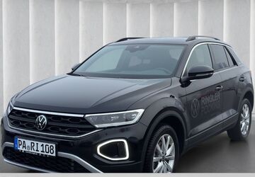 VW T-Roc 3.950 km 35.480 &euro; Pocking 94060