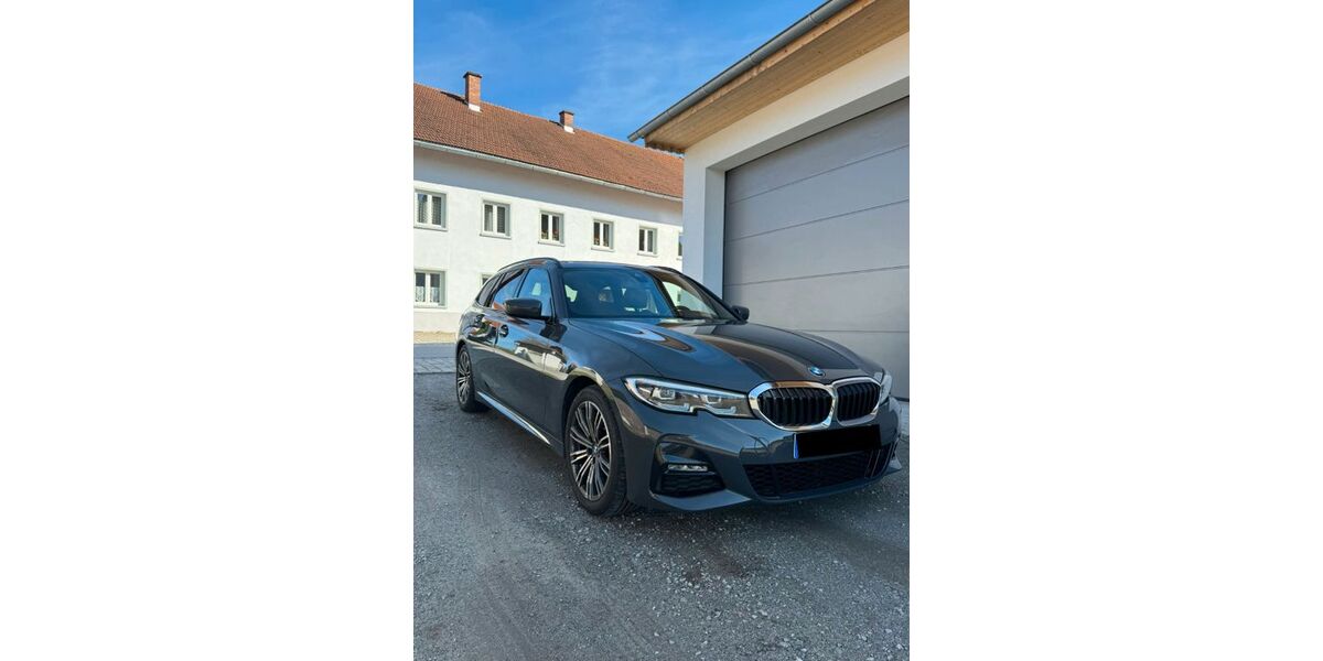 BMW 320 139.482 km 23.900 &euro; Röhrnbach 94133