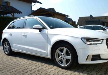 Audi A3 143.000 km 16.500 &euro; Büchlberg 94124