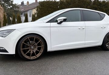 Seat Leon 148.000 km 7.499 &euro; Büchlberg 94124