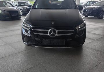 Mercedes-Benz B 180 139.291 km 14.950 &euro; Salzweg 94121