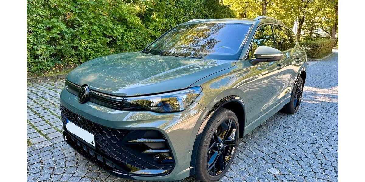 VW Tiguan 15.000 km 48.900 &euro; Tiefenbach b. Passau 94113