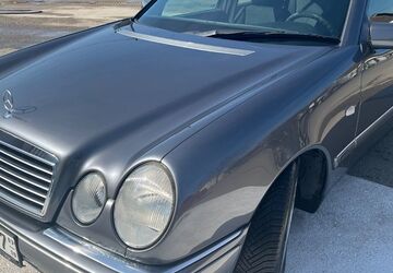 Mercedes-Benz E 290 318.000 km 7.490 &euro; Fürstenzell 94081