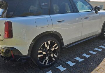 Mini John Cooper Works Countryman 7.600 km 45.500 &euro; Vilshofen 94474