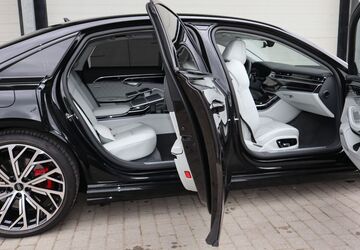Audi A8 32.000 km 89.500 &euro; Passau 94034