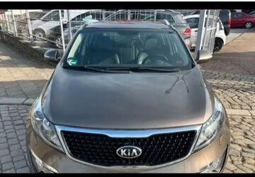 Kia Sportage 218.000 km 7.700 &euro; Vilshofen 94474