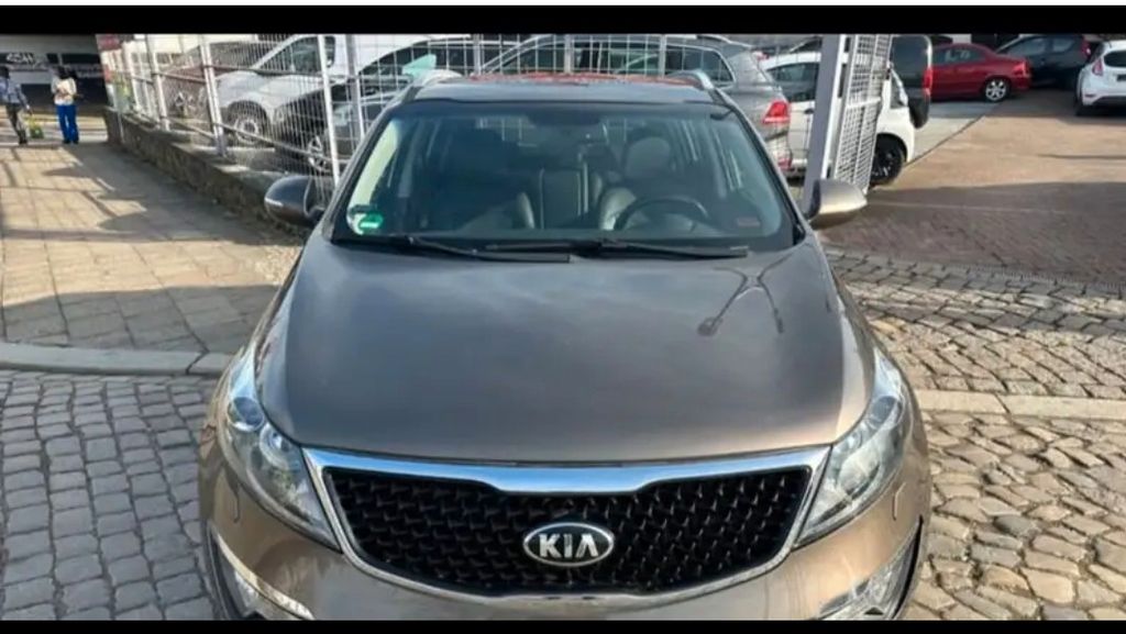 Kia Sportage 218.000 km 7.700 &euro; Vilshofen 94474