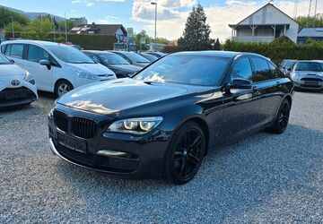 BMW 750 141.485 km 22.400 &euro; Passau 94036