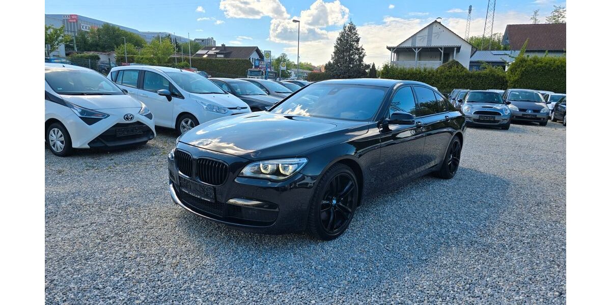 BMW 750 141.485 km 22.400 &euro; Passau 94036