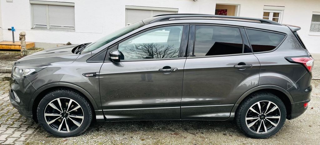 Ford Kuga 102.000 km 13.300 &euro; Ortenburg 94496