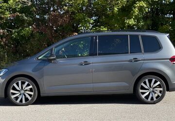 VW Touran 144.000 km 17.100 &euro; Thyrnau 94136