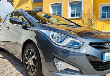 Hyundai i40 159.000 km 6.900 &euro; Salzweg 94121