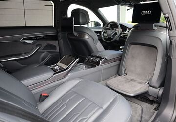 Audi A8 71.000 km 69.000 &euro; Passau 94034