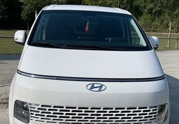 Hyundai STARIA 97.000 km 29.800 &euro; Ortenburg 94496
