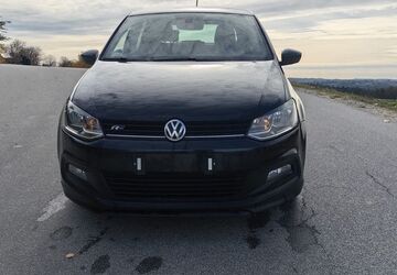 VW Polo 125.186 km 7.950 &euro; Salzweg 94121