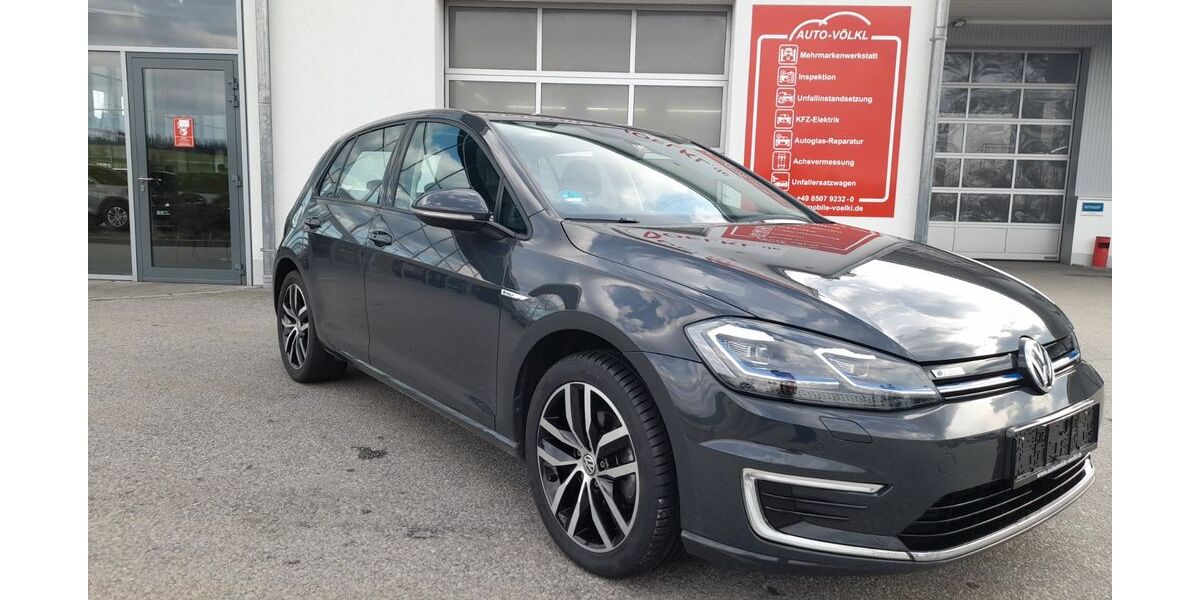 VW Golf 89.500 km 13.999 &euro; Neuburg/Inn bei Passau 94127