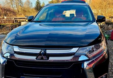 Mitsubishi Outlander 118.500 km 13.900 &euro; Vilshofen a.d.Donau 94474