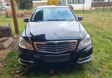 Mercedes-Benz C 180 102.000 km 7.500 &euro; Pocking 94060