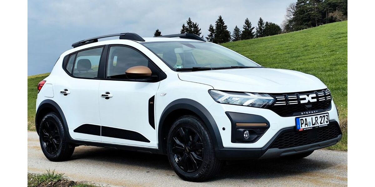 Dacia Sandero 34.000 km 14.200 &euro; Witzmannsberg 94104