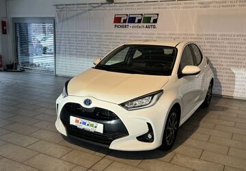 Toyota Yaris 97.800 km 15.690 &euro; Passau - Grubweg 94034