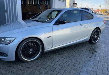 BMW 330 161.698 km 15.500 &euro; Passau 94036