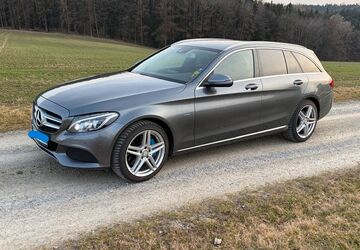 Mercedes-Benz C 350 177.000 km 16.900 &euro; Egglham 84385