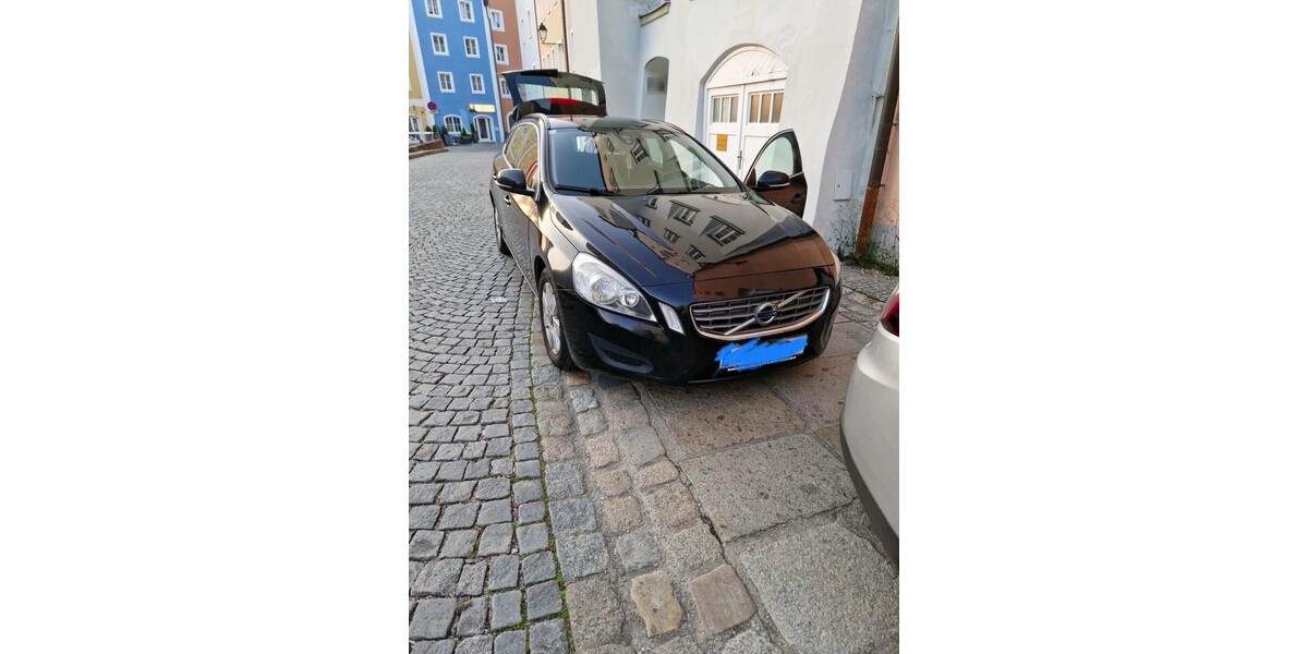 Volvo V60 300.000 km 5.000 &euro; Bad Füssing 94072